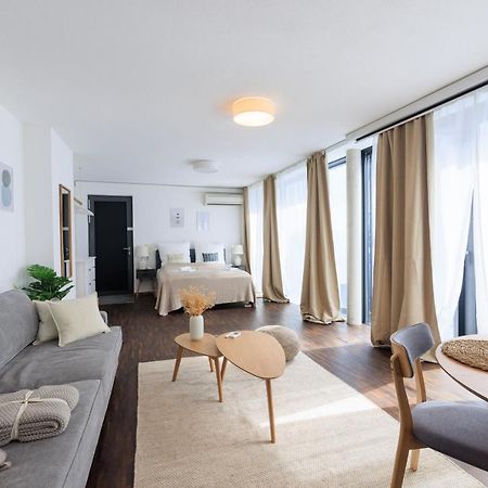Global Living - Design Apartment I Rathausplatz I Beamer I Ac I Kitchen I Aψβούργη Εξωτερικό φωτογραφία