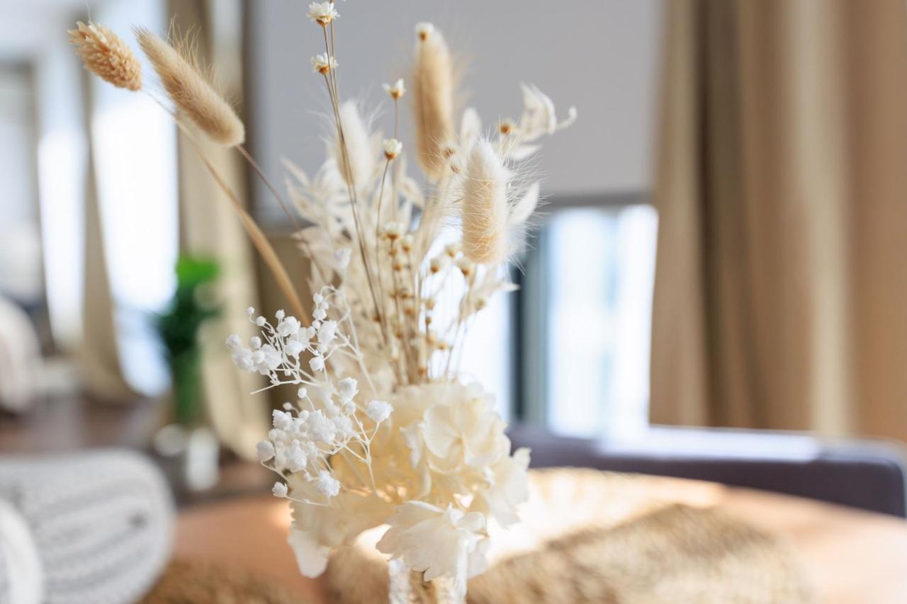 Global Living - Design Apartment I Rathausplatz I Beamer I Ac I Kitchen I Aψβούργη Εξωτερικό φωτογραφία