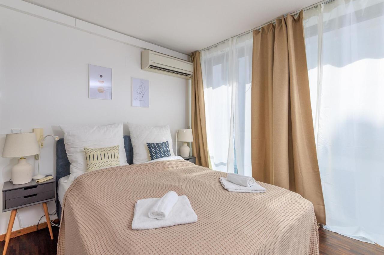 Global Living - Design Apartment I Rathausplatz I Beamer I Ac I Kitchen I Aψβούργη Εξωτερικό φωτογραφία